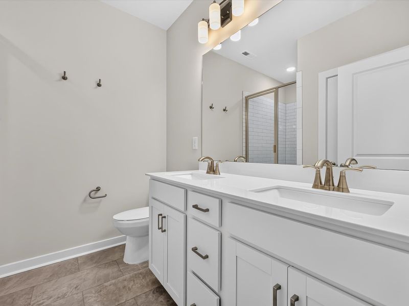 Owner's Bath Owner's Bath