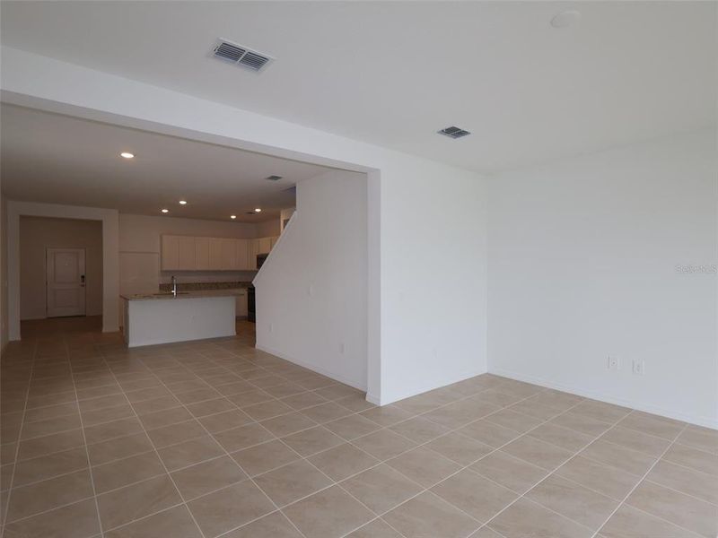 Spacious, unfurnished interior of a new home in Southpointe, Palmetto (Image 33).