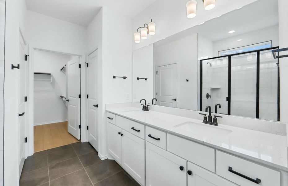 Furnished interior view inside a new home in Sun City Texas, Georgetown (Image 5).