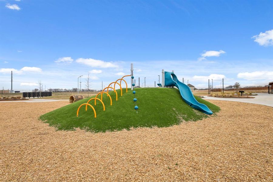 Community amenities in Rocky Creek Crossing, Fort Worth (Image 30).
