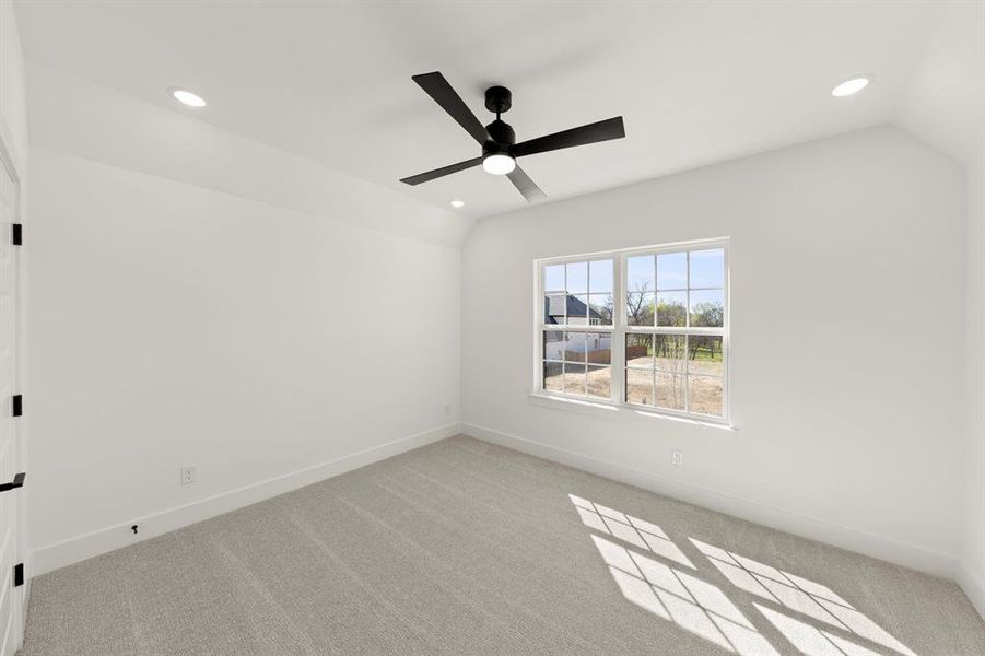 52. 591 Twilight - Bed 5