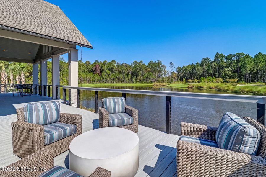 Exterior details and patio area of a home in Tributary, Yulee (Image 28).