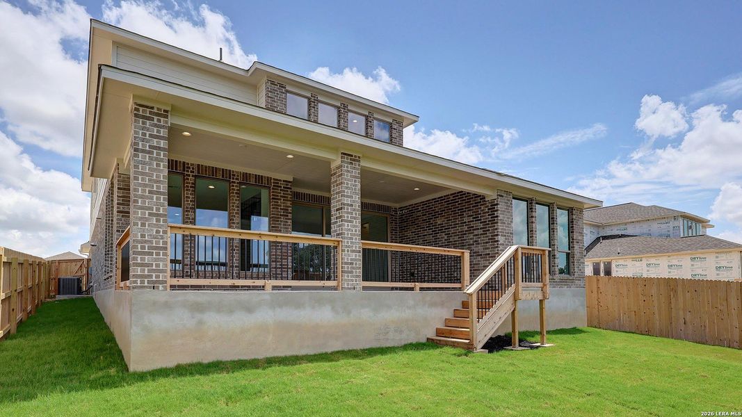 Exterior details and patio area of a home in Ladera, San Antonio (Image 19).