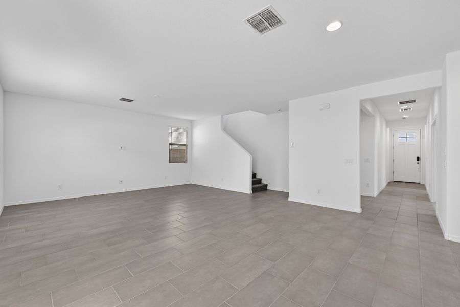 Spacious, unfurnished interior of a new home in Artisan at Asante, Surprise (Image 15).