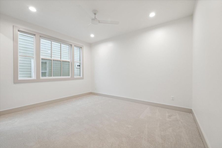 **Previous Builder Project** **Previous Builder Project**