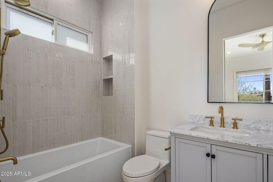 35-web-or-mls-IMG_2160 35-web-or-mls-IMG_2160