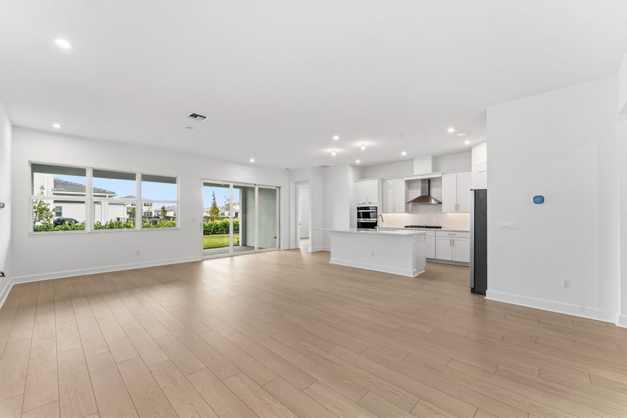 Spacious, unfurnished interior of a new home in Tradition, Port St. Lucie (Image 7). Spacious, unfurnished interior of a new home in Tradition, Port St. Lucie (Image 7).