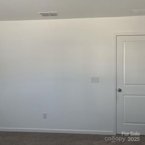 Spacious, unfurnished interior of a new home in , Charlotte (Image 27).