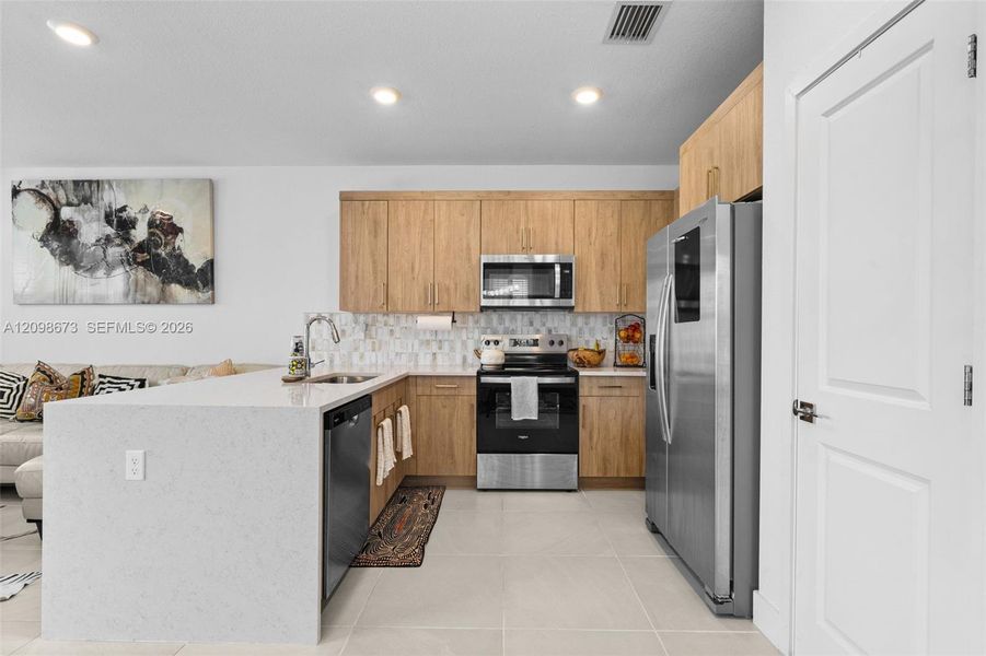 Furnished interior view inside a new home in , Pembroke Pines (Image 36).