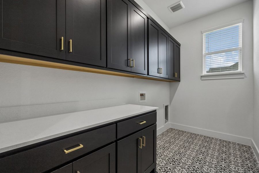Representative furnished interior of a home built from the The Cedarcrest by Lillian Custom Homes in The Arbors Midlothian, Midlothian (Image 14).