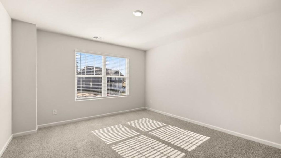 Spacious, unfurnished interior of a new home in Northwoods at Mirror Lake, Villa Rica (Image 15).