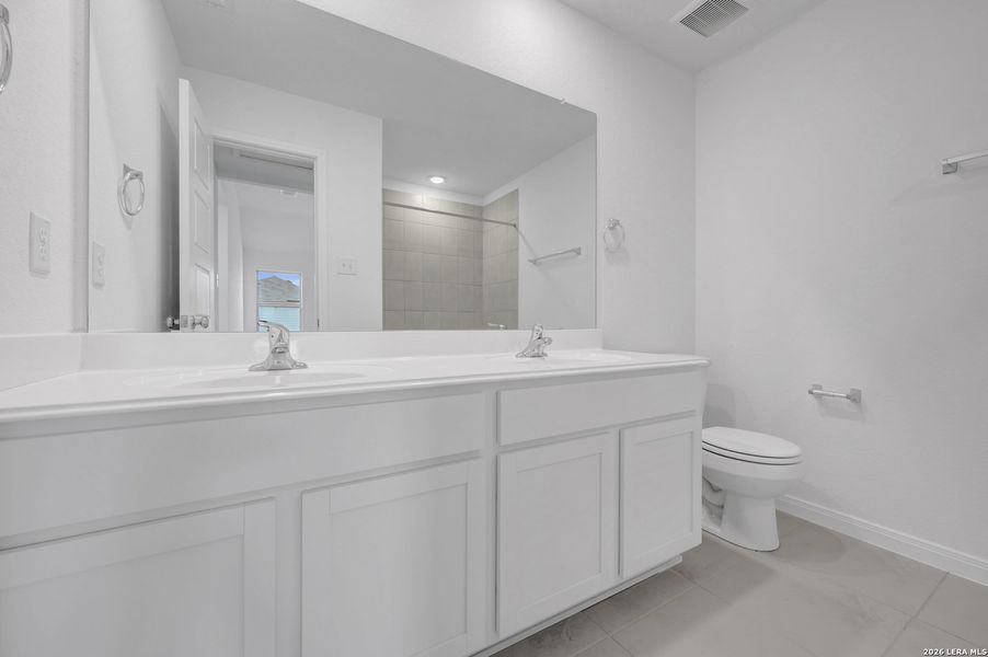 Furnished interior view inside a new home in Greenspoint Heights, Seguin (Image 8).