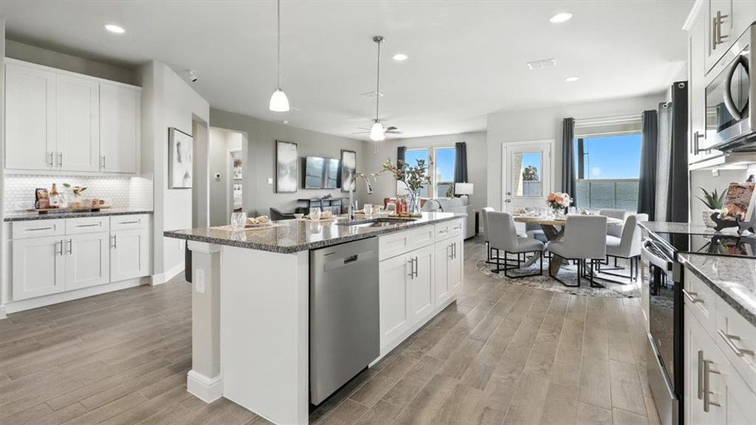 Furnished interior view inside a new home in Bella Vista, Granbury (Image 4).