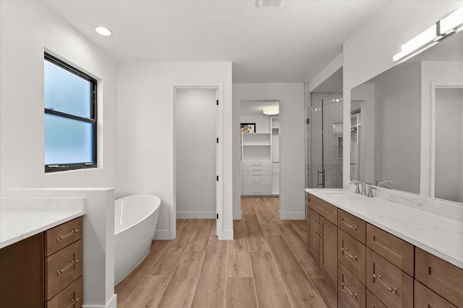 Furnished interior view inside a new home in , Winter Park (Image 5).