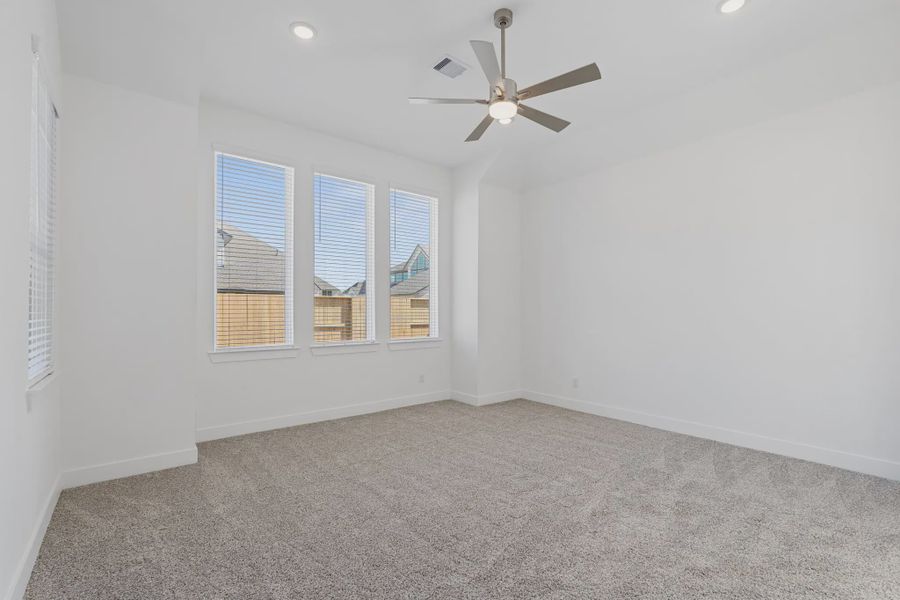 Representative unfurnished interior of a home built from the Brentwood by Chesmar Homes in Meridiana 50's and 60's, Manvel (Image 18).