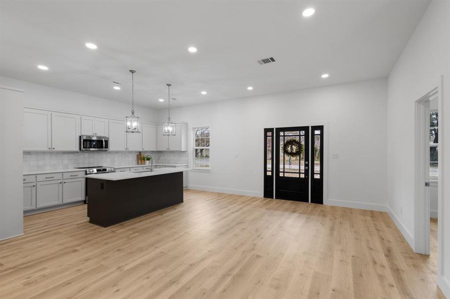 Image 28 of a home in . Image 28 of a home in .