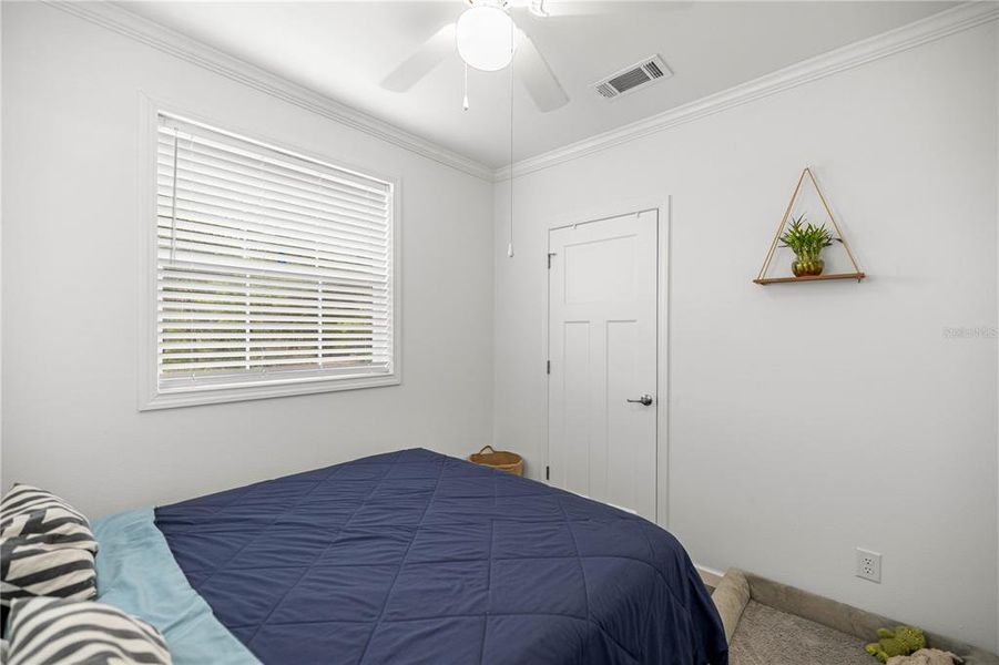 Furnished interior view inside a new home in , Ocklawaha (Image 10).