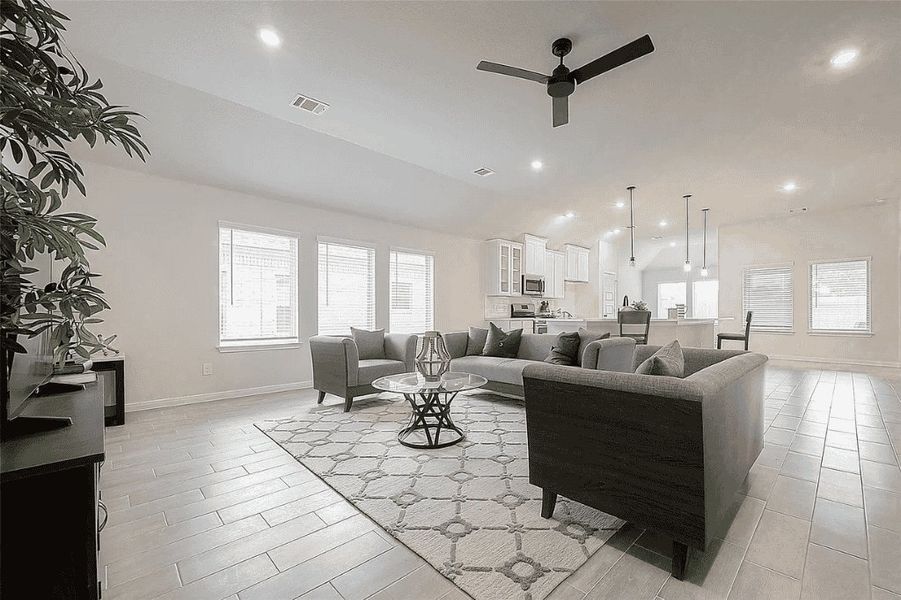 Representative furnished interior of a home built from the Avery 2137 C by Saratoga Homes in Kendall Lakes, Alvin (Image 6).