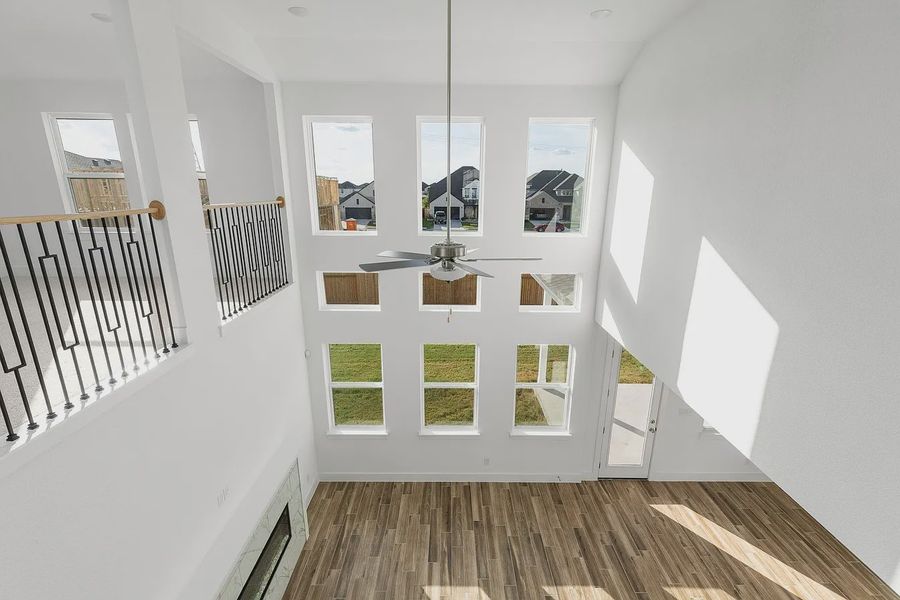 Spacious, unfurnished interior of a new home in Enclave at Cele, Pflugerville (Image 30).