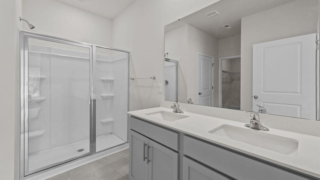 Furnished interior view inside a new home in West New Bern, New Bern (Image 10).