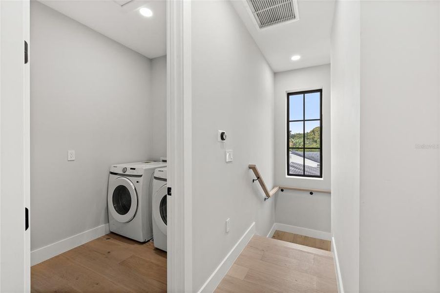 Image 61 of a home in College Park. Image 61 of a home in College Park.