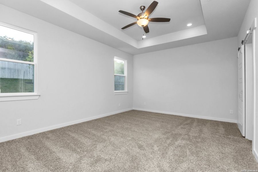Spacious, unfurnished interior of a new home in , San Antonio (Image 15).