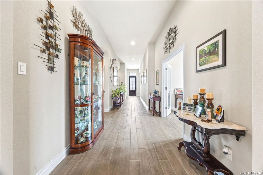 Furnished interior view inside a new home in , Bulverde (Image 18).