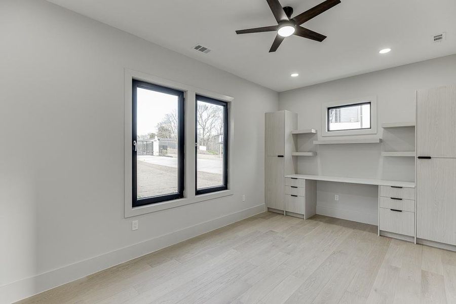 Spacious, unfurnished interior of a new home in , Buford (Image 26).