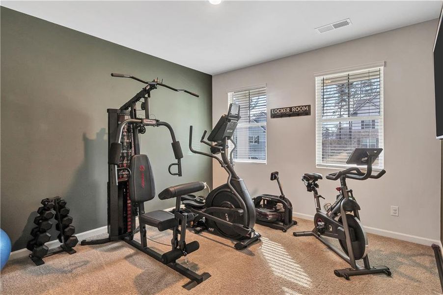 Image 42 of a home in Thompson Ridge.