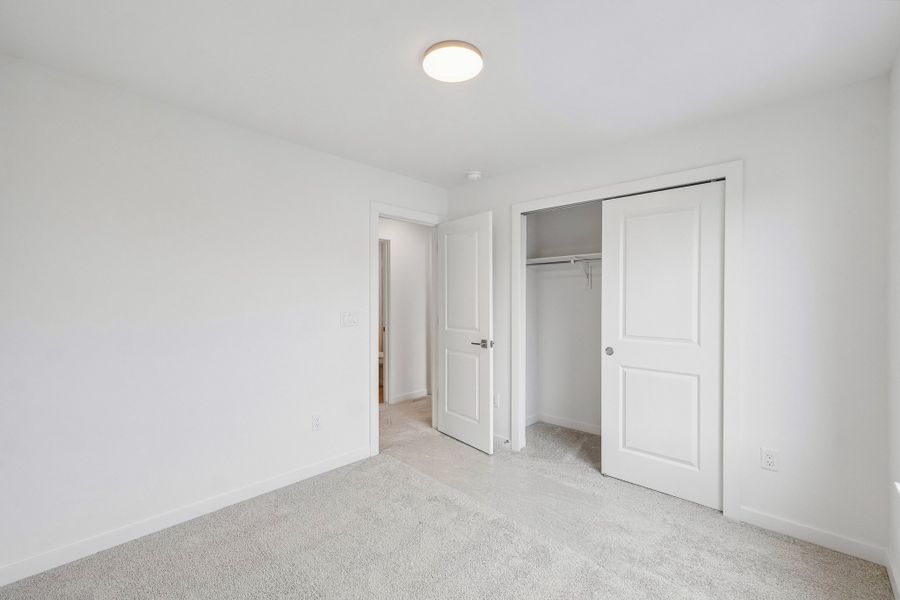Spacious, unfurnished interior of a new home in Parkside at Victory Ridge, Colorado Springs (Image 32).