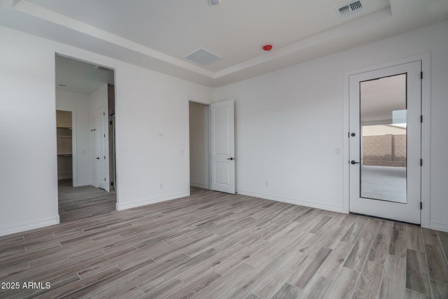 11) PRIMARY BEDROOM 11) PRIMARY BEDROOM