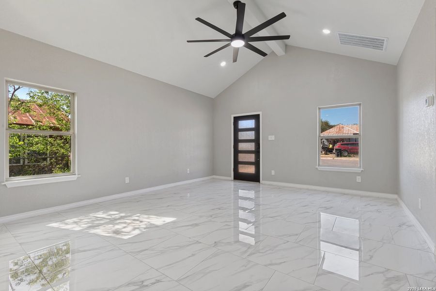 Spacious, unfurnished interior of a new home in , Poteet (Image 21).