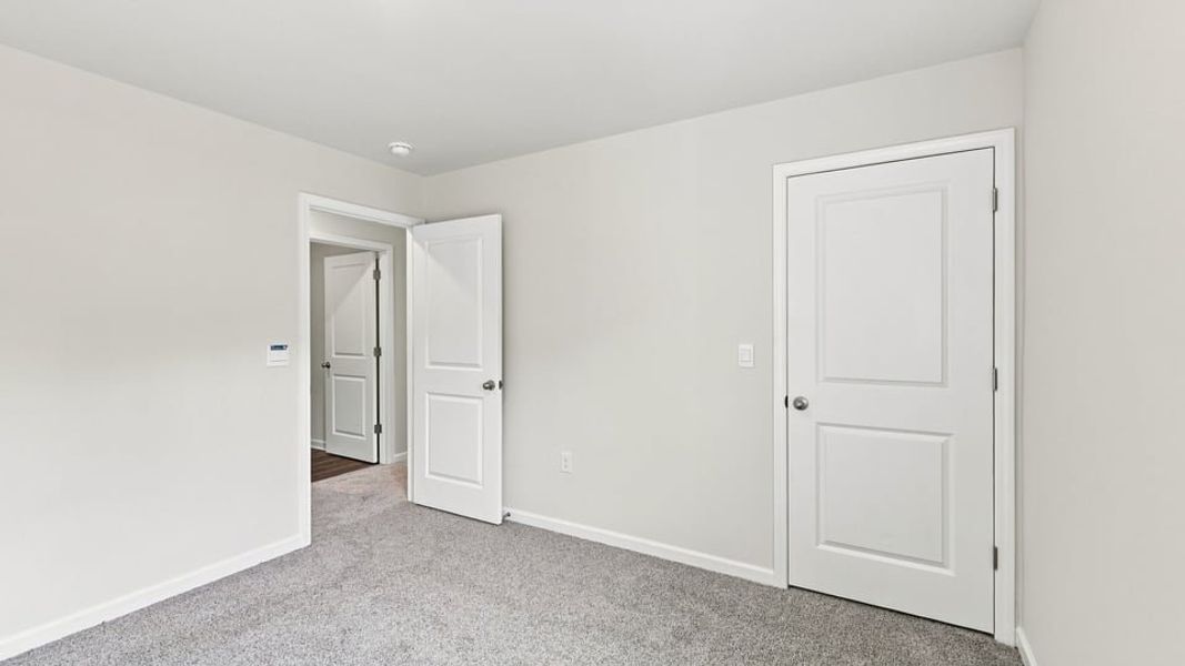 Spacious, unfurnished interior of a new home in Tyger Pines, Moore (Image 28).