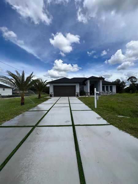 Image 17 of a home in .