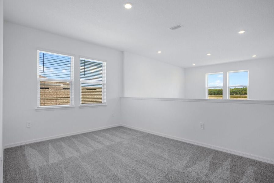 Representative unfurnished interior of a home built from the Captiva by Taylor Morrison in Indigo Creek, Apollo Beach (Image 21).