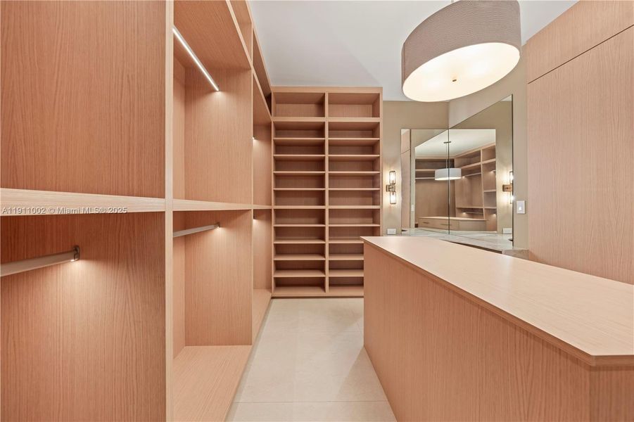 Furnished interior view inside a new home in , Miami (Image 46). Furnished interior view inside a new home in , Miami (Image 46).