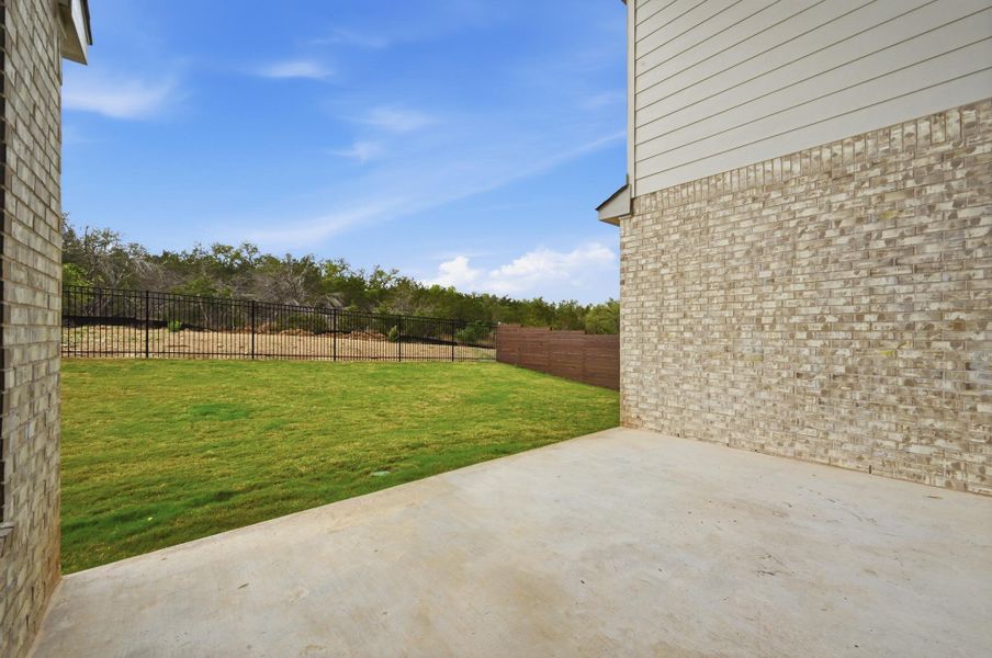 Grass is digitally enhanced.