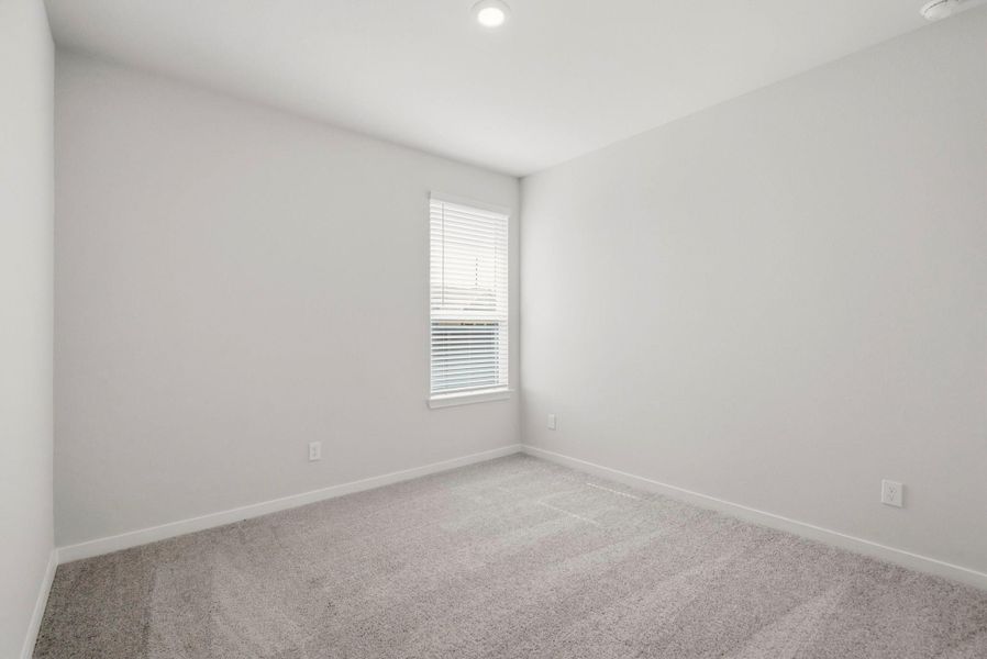 Spacious, unfurnished interior of a new home in Fulshear Lakes, Fulshear (Image 12). Spacious, unfurnished interior of a new home in Fulshear Lakes, Fulshear (Image 12).