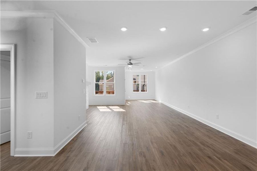 Spacious, unfurnished interior of a new home in Evanshire Townhomes, Duluth (Image 30).