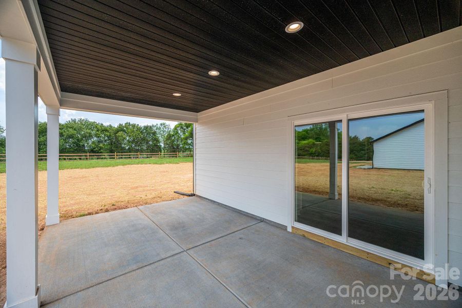 Exterior details and patio area of a home in , Maiden (Image 24).