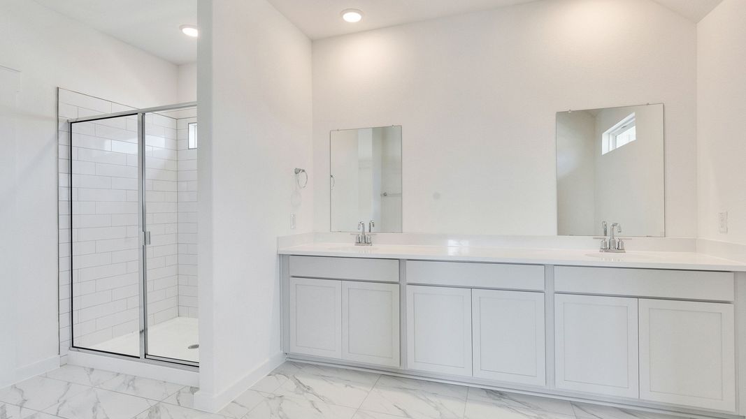 Furnished interior view inside a new home in Creeks Crossing, Elgin (Image 21).