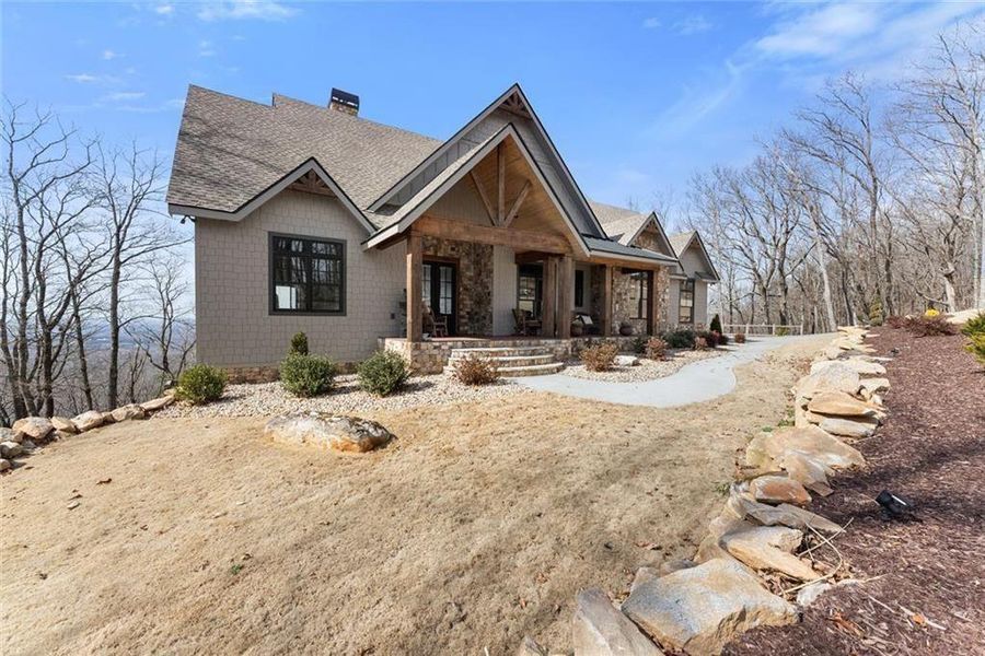 Image 72 of a home in .