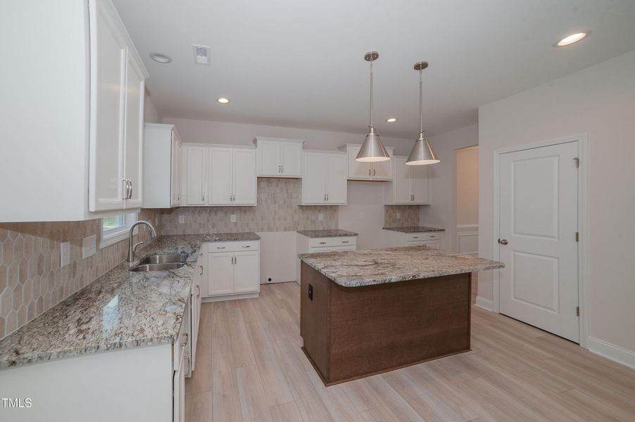 3966 Black Hills Road-17