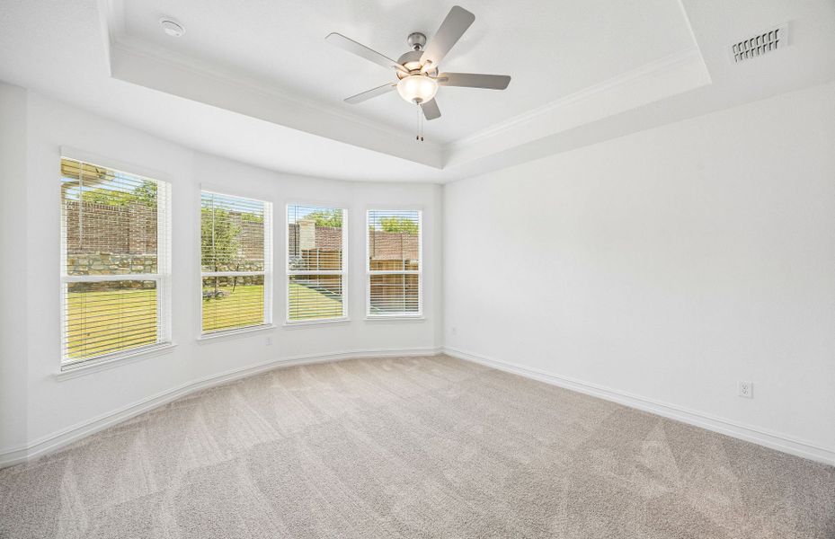 Spacious, unfurnished interior of a new home in Pinnacle at Legacy Hills, Celina (Image 21).