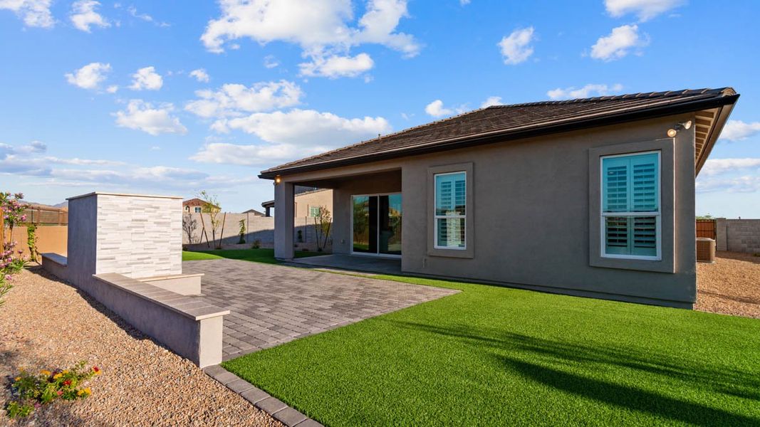 Exterior details and patio area of a home in The Ridge at Stone Butte, Phoenix (Image 22).