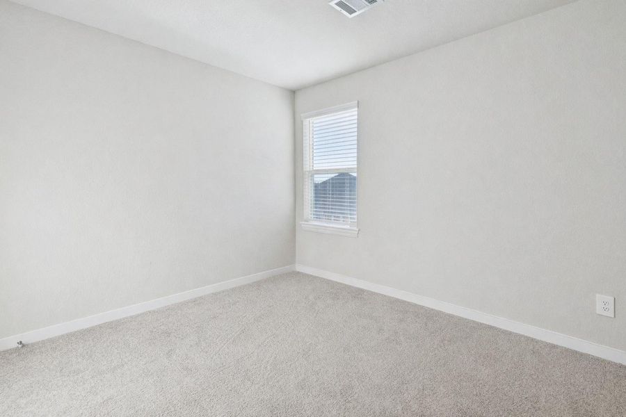 Spacious, unfurnished interior of a new home in , Willis (Image 20).