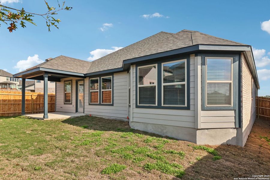 Exterior details and patio area of a home in Arcadia Ridge - Classic Series, San Antonio (Image 27).