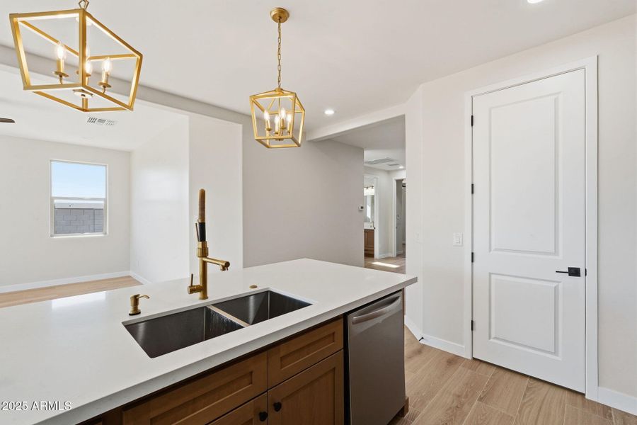 010_ListerPros 010_ListerPros