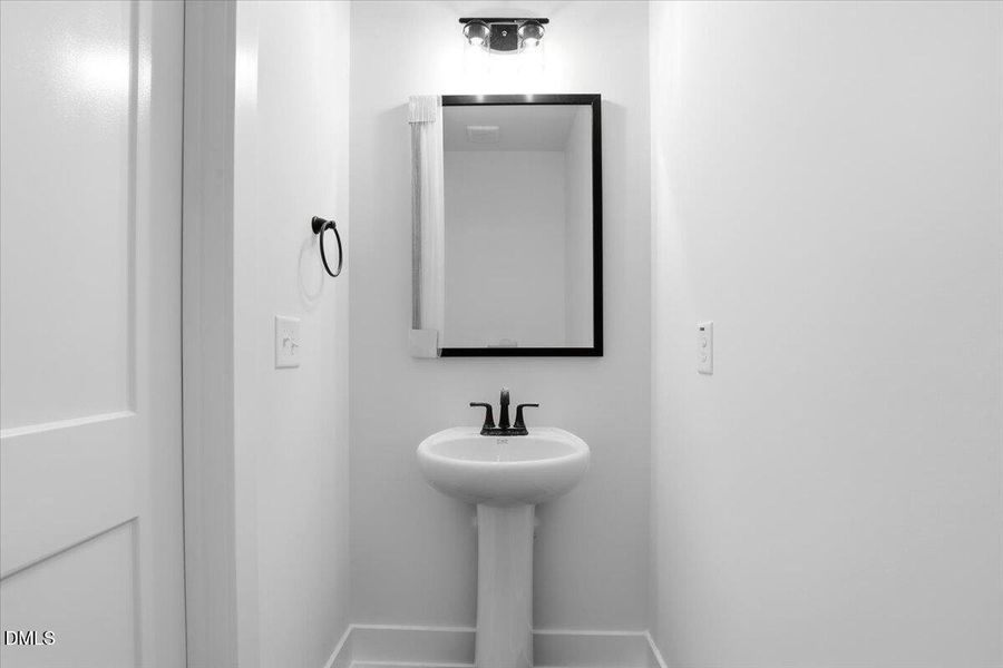 10-105 Brighton St-10