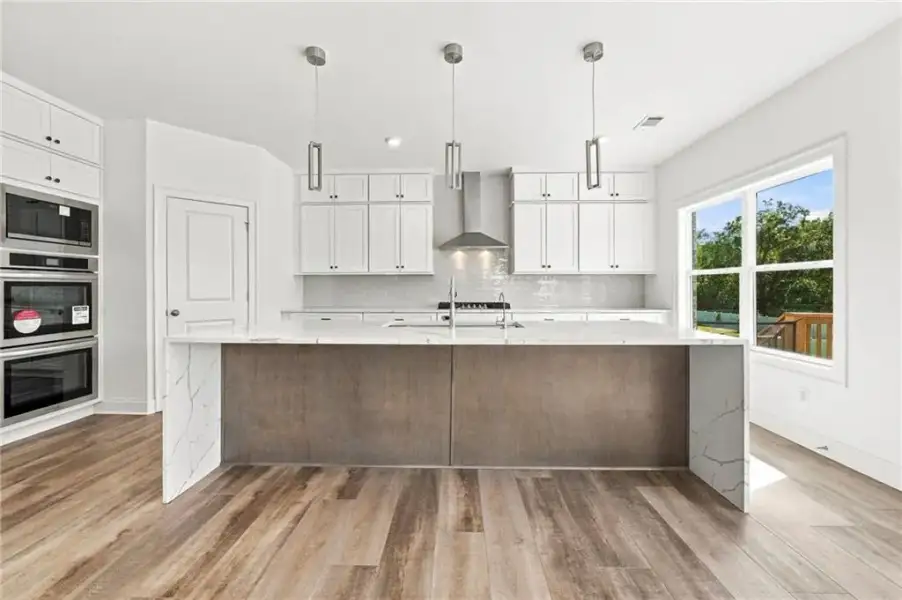 Furnished interior view inside a new home in , Conyers (Image 21).